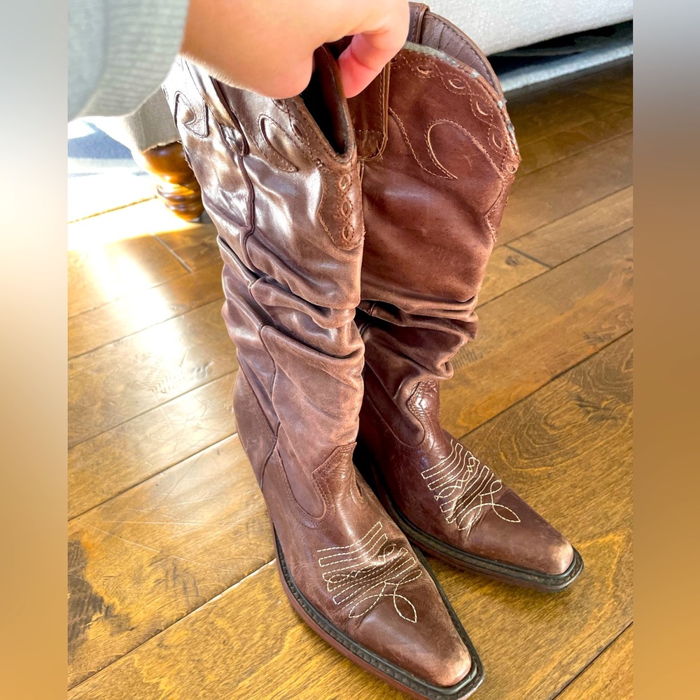 Steve Madden Saddle Brown Leather Slouchy Distressed Western Cowboy Boots Size 5